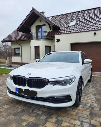 BMW Seria 5 cena 133500 przebieg: 143000, rok produkcji 2018 z Wolin małe 232